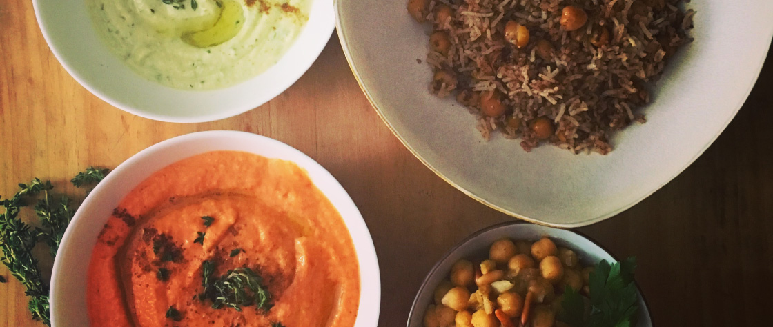 chickpeas-4-ways-capsicum-hummus-hummus-beiruti-cinnamon-rice-balila chickpeas
