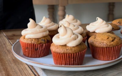 Pumpkin Cupcakes with Caramel Cream Cheese Frosting