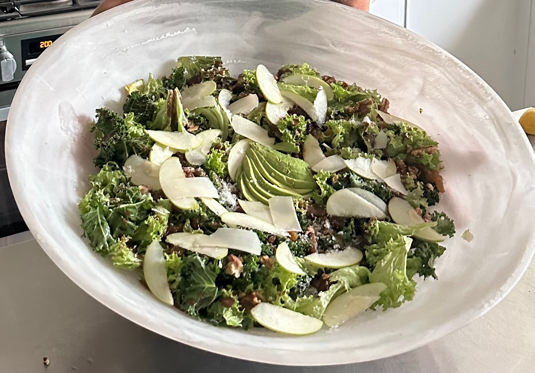 Kale and apple salad (2)